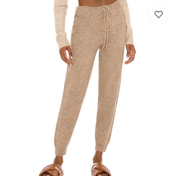 Heartloom Pants - Revolve Heartloom Rio Knit Jogger in Fawn NWT 🧸💛